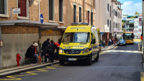 Homem socorrido na Rua da Inf&acirc;ncia