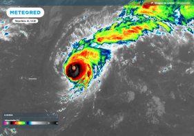 Madeira fora da rota do Furac&atilde;o Gabrielle