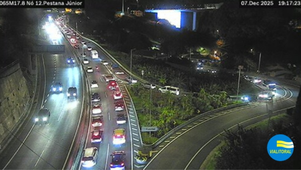 Acidente causa dois feridos