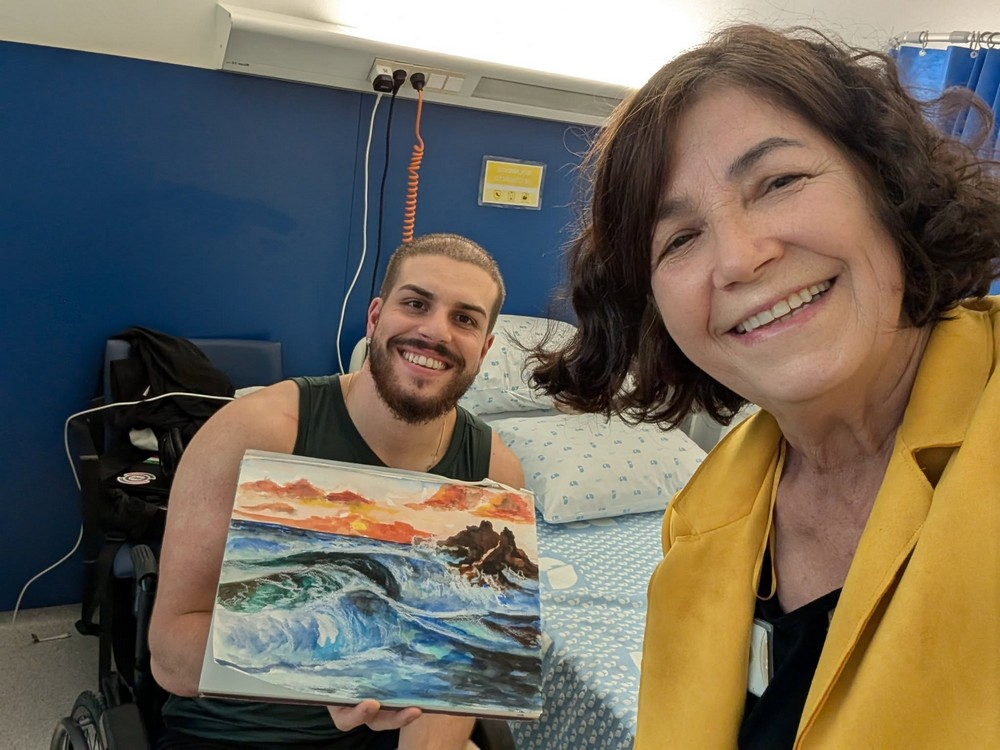 Diamantino recebe visita da artista plástica Luz Henriques