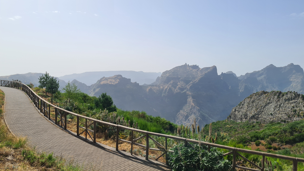 Aviso laranja prolongado até quarta-feira
