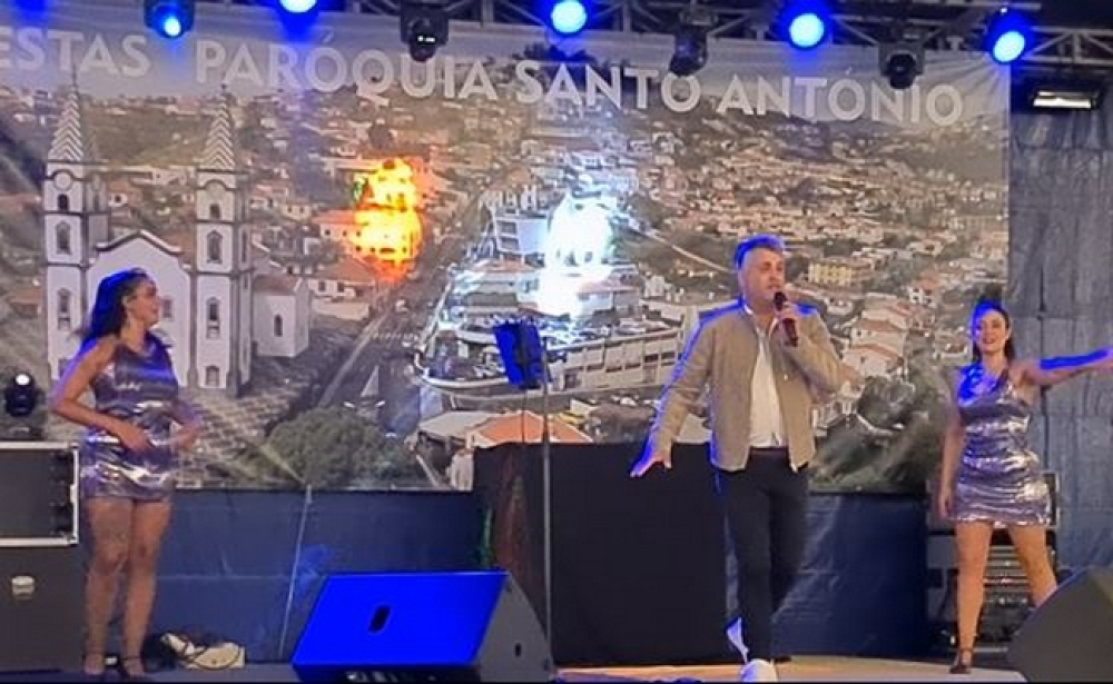 João Quintino anima Santo António com "Adoro Portugal". Veja o vídeo.