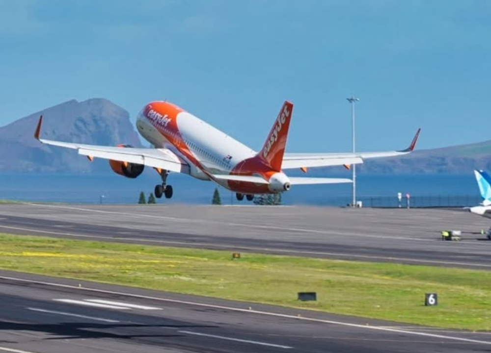 Avião obrigado a borregar no Aeroporto da Madeira (com vídeo)