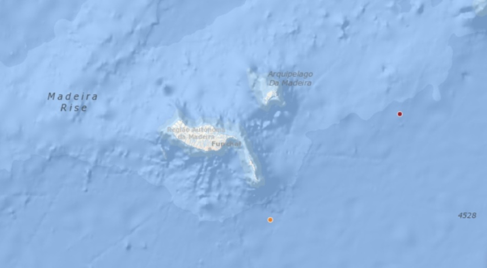 Sismo a Este do Porto Santo