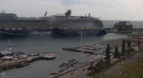 Crian&ccedil;a em estado cr&iacute;tico ap&oacute;s queda em navio cruzeiro