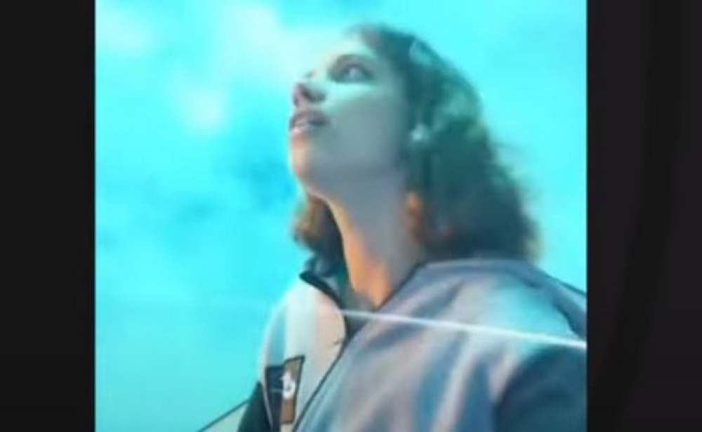 O vídeo viral da passagem do meteoro por Portugal. A jovem Milena ficou famosa.