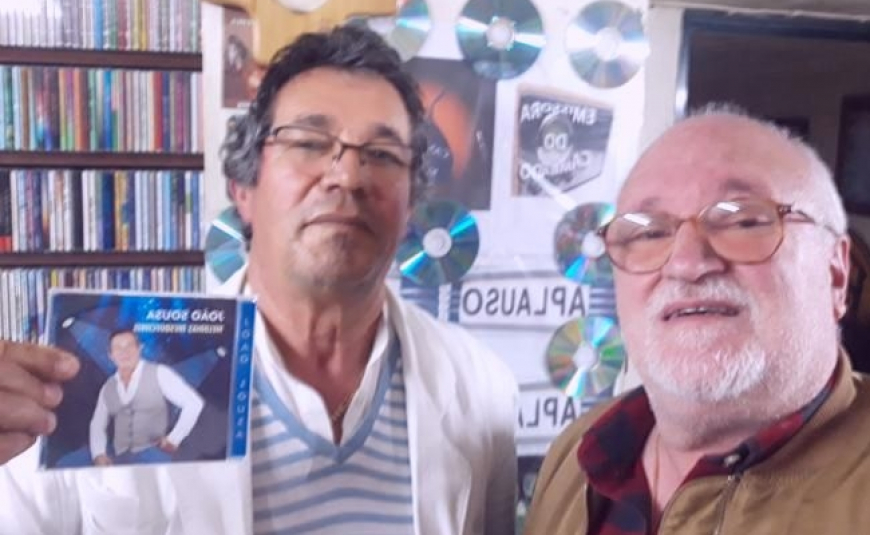 João Sousa lança "Melodias Inesquecíveis"