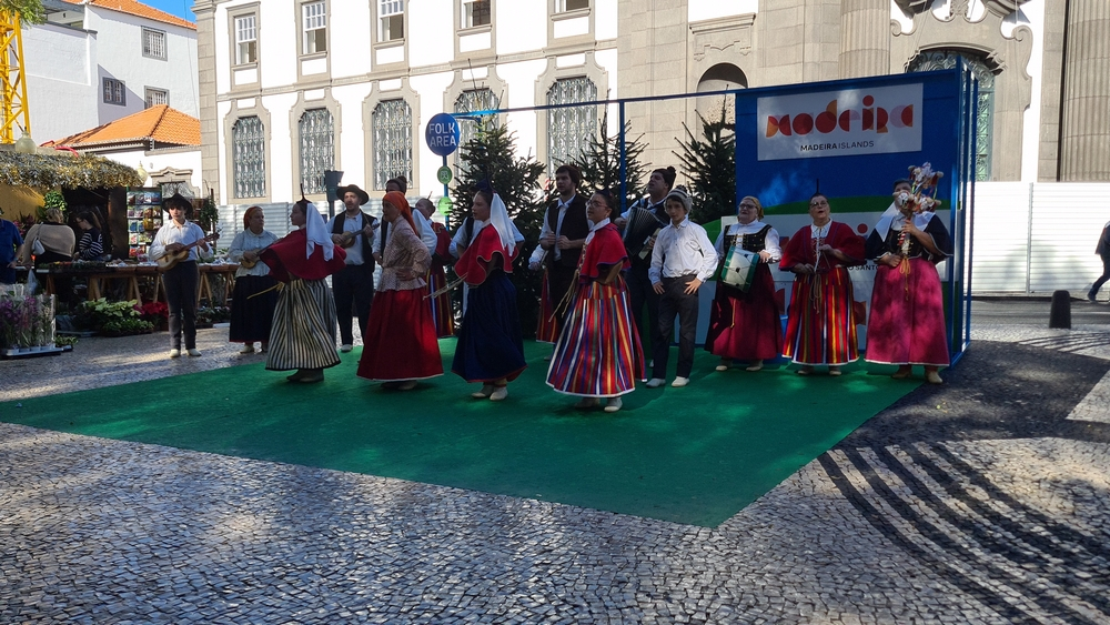Grupo de Folclore de Gaula canta "Da Serra Veio um Pastor". Veja o vídeo.