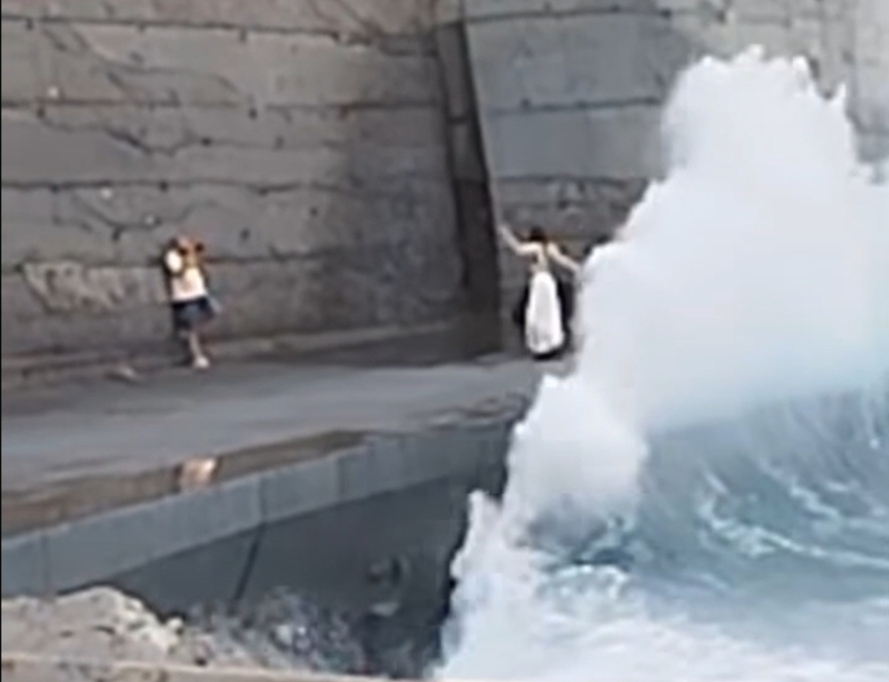 Vídeo de sessão fotográfica à beira mar gera polémica (com vídeo)