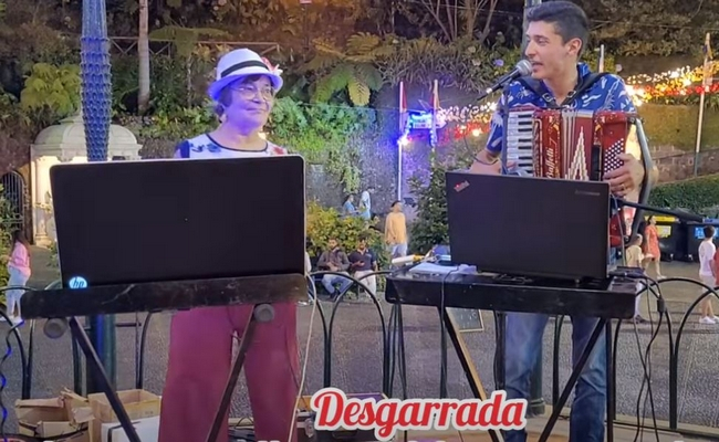 Desgarrada Aldora & Roberto Jardim. Veja o vídeo.