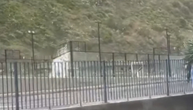 Vento parte vidro de campo de padel (com v&iacute;deo)