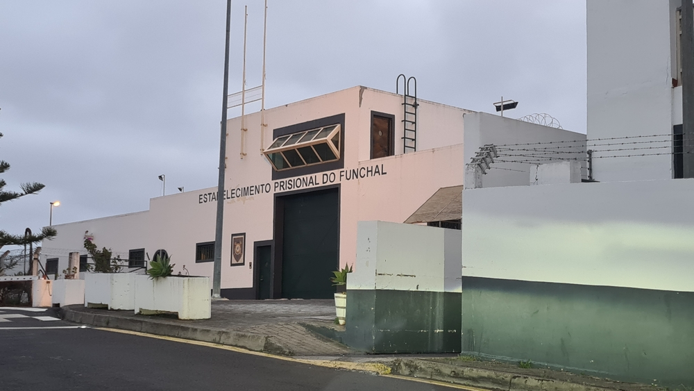 Abusou 39 vezes de menores e foi condenado a 15 anos de cadeia