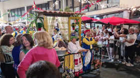 Milhares nas marchas de S&atilde;o Pedro, em C&acirc;mara de Lobos (com v&iacute;deo)