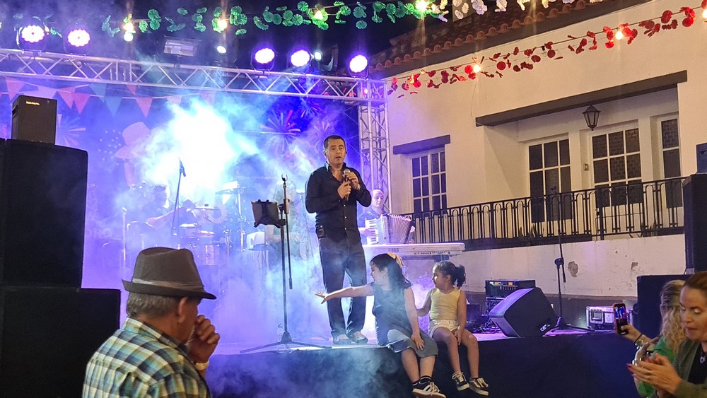 "Não há gente como a gente" canta Álvaro Florença (com vídeo)