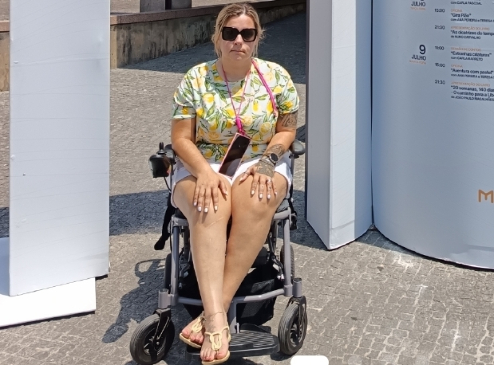 Madeirense pede ajuda para deixar cadeira de rodas