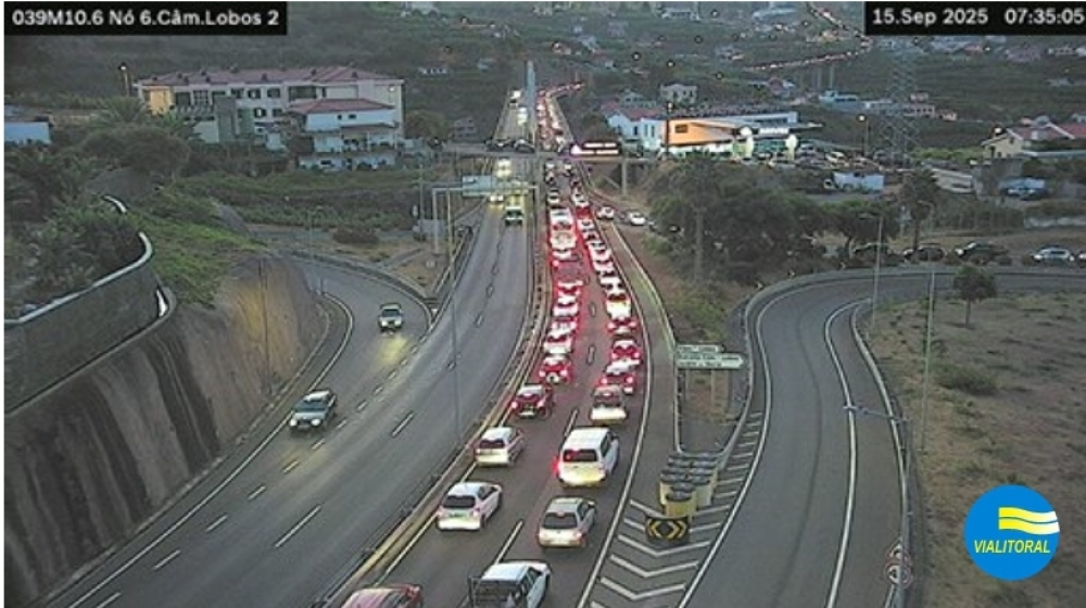 Viatura avariada em Santa Rita