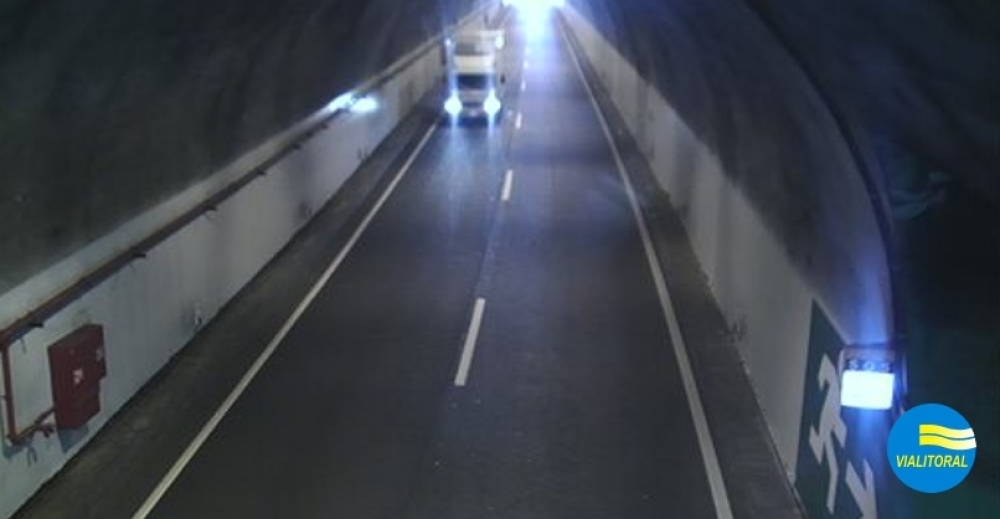 Acidente em cadeia com feridos, na Via Rápida