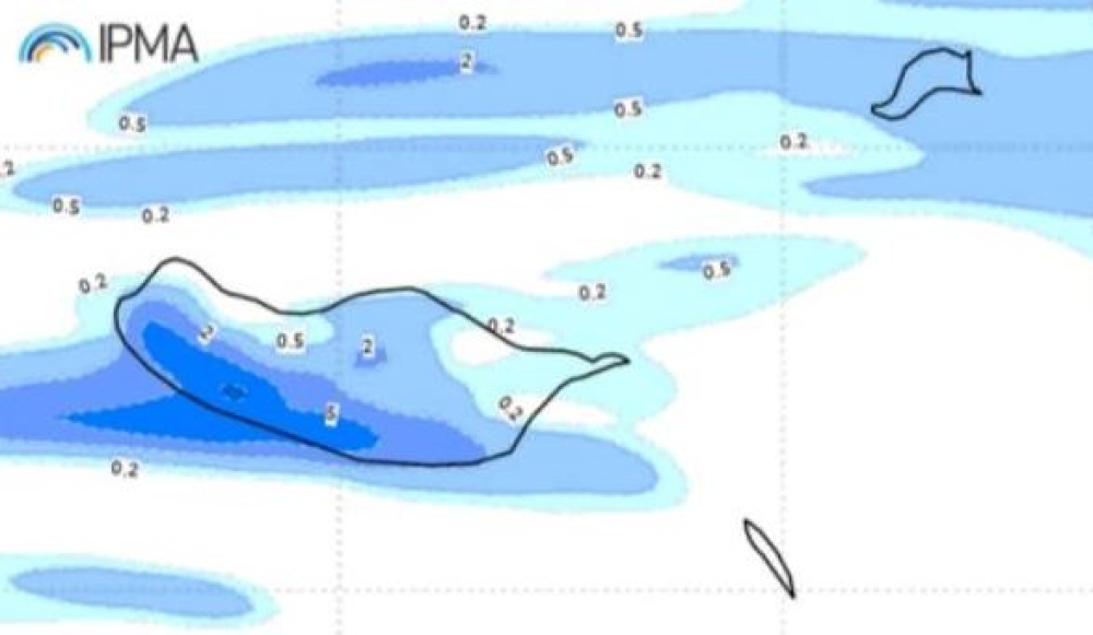 Previsão de chuva, ondulação forte e aviso amarelo