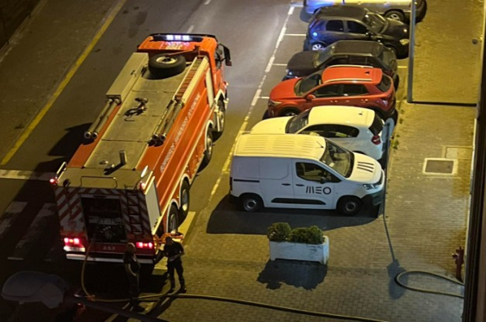 Bombeiros abastecem "Várzea Park"