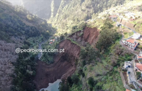 Derrocada no Curral das Freiras