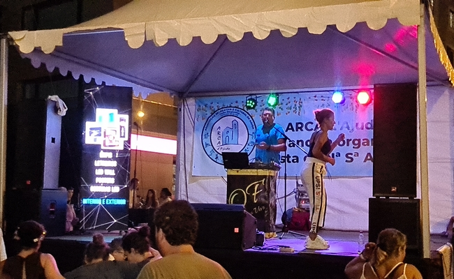 Octávio Freitas canta "Àquele monte eu vou subir". Veja a atuação.