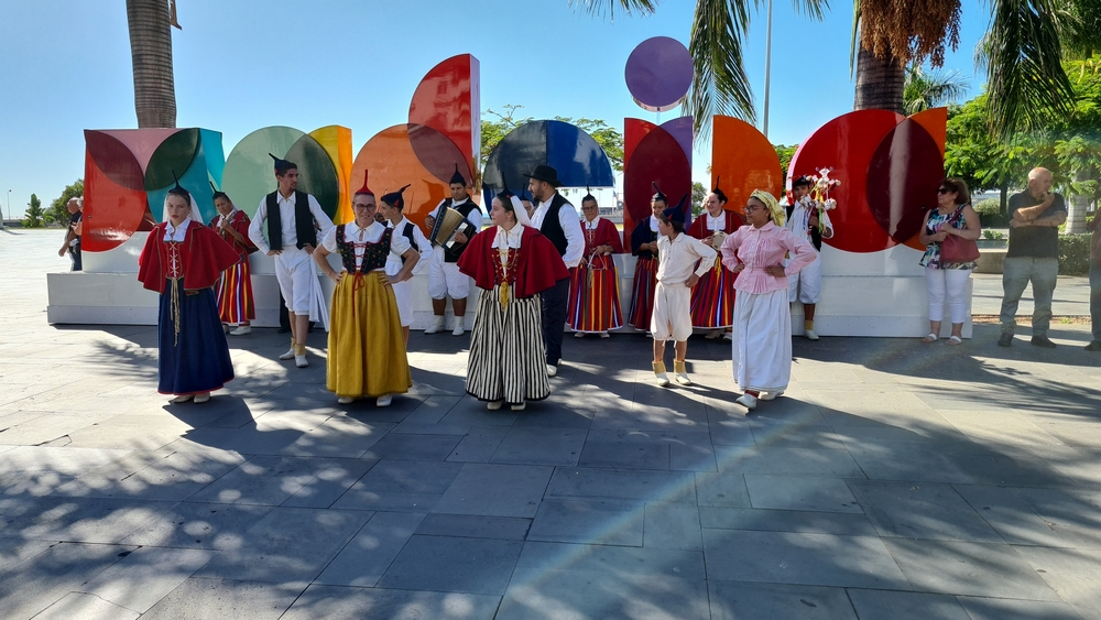 Atuação do Grupo de Folclore da Casa do Povo de Gaula. Veja o momento.