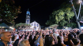 Cani&ccedil;o vibrou ao som de "Maria Joana" e Nuno Ribeiro