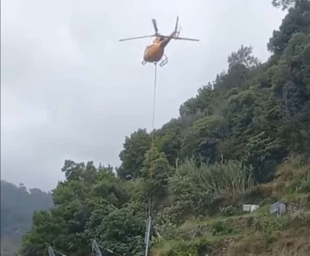 Helicóptero privado em Machico (com vídeo)