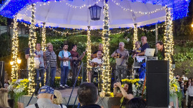 Grupo "Madeira Despique" canta Rikuku