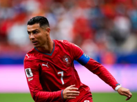 Portugal 5 - 0 Uzbequist&atilde;o: Ronaldo ultrapassou Eus&eacute;bio com "bis"