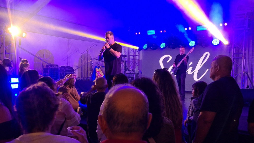 Saúl canta "O Bacalhau quer alho" em Água de Pena (com vídeo)