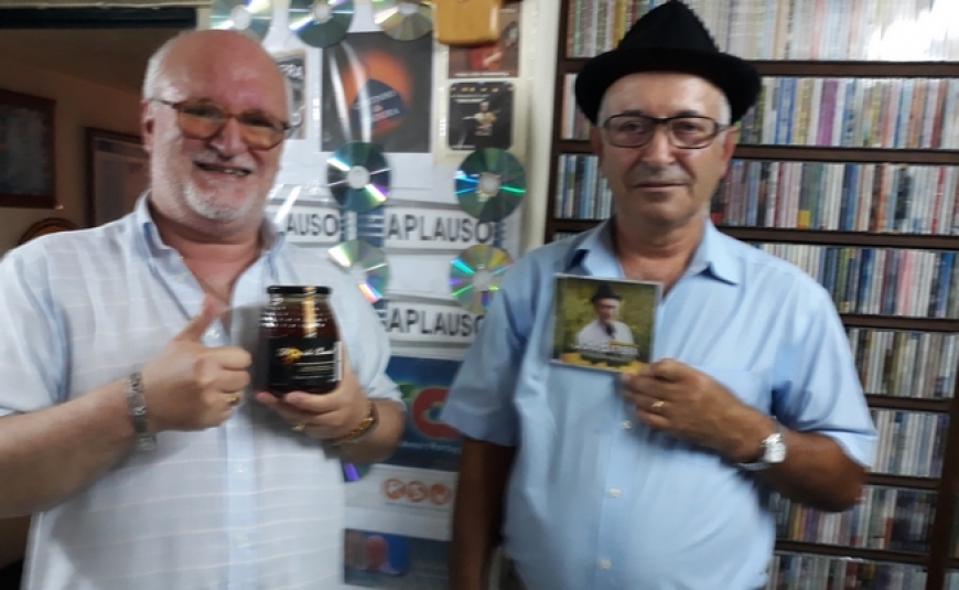 João Baptista: cantor e apicultor