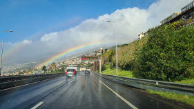 Mau tempo provoca um desalojado em Santa Cruz