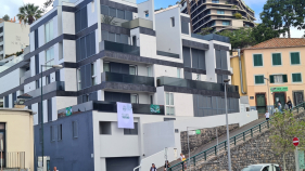 Casa de Ronaldo "pintada" de verde no apoio ao Sporting. Espreite o v&iacute;deo.