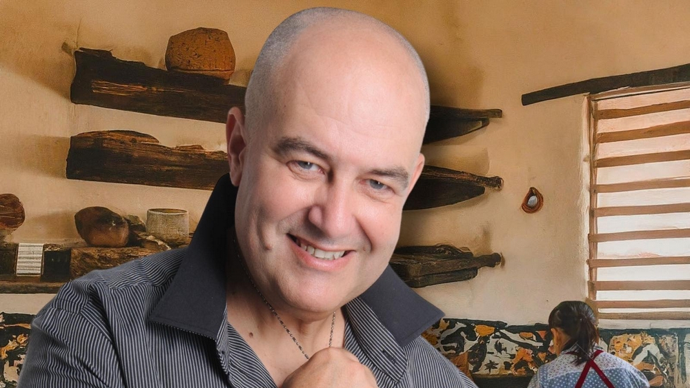 Júlio Panão: o cantor que interpreta músicas escritas por Toy