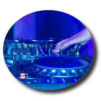 DJ Luana
